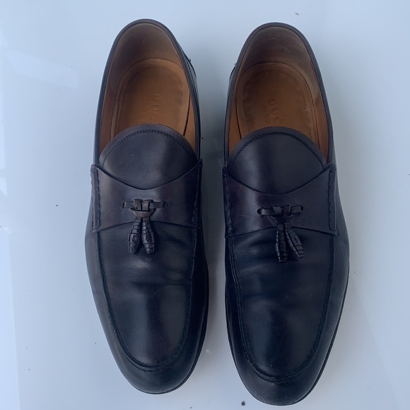 Black Leather Loafers/dress shoes by Gucci - Picture 16 of 16